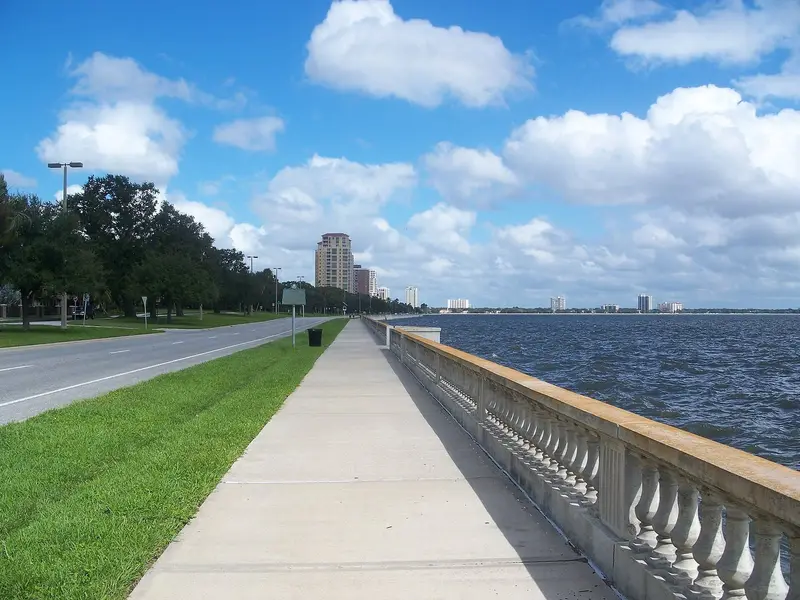 Bayshore Boulevard balustrade and sidewalk on Hillsborough Bay, South Tampa, looking north toward downtown, Tampa, Florida